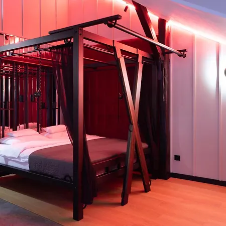 Exclusive Bdsm - Adults Only Cracovia
