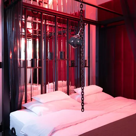 Exclusive Bdsm - Adults Only Krakow