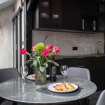 Exclusive Bdsm - Adults Only Apartamento Cracóvia