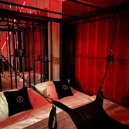 Exclusive Bdsm - Adults Only Appartamento Cracovia