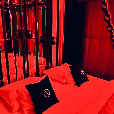 Exclusive Bdsm - Adults Only Apartamento *